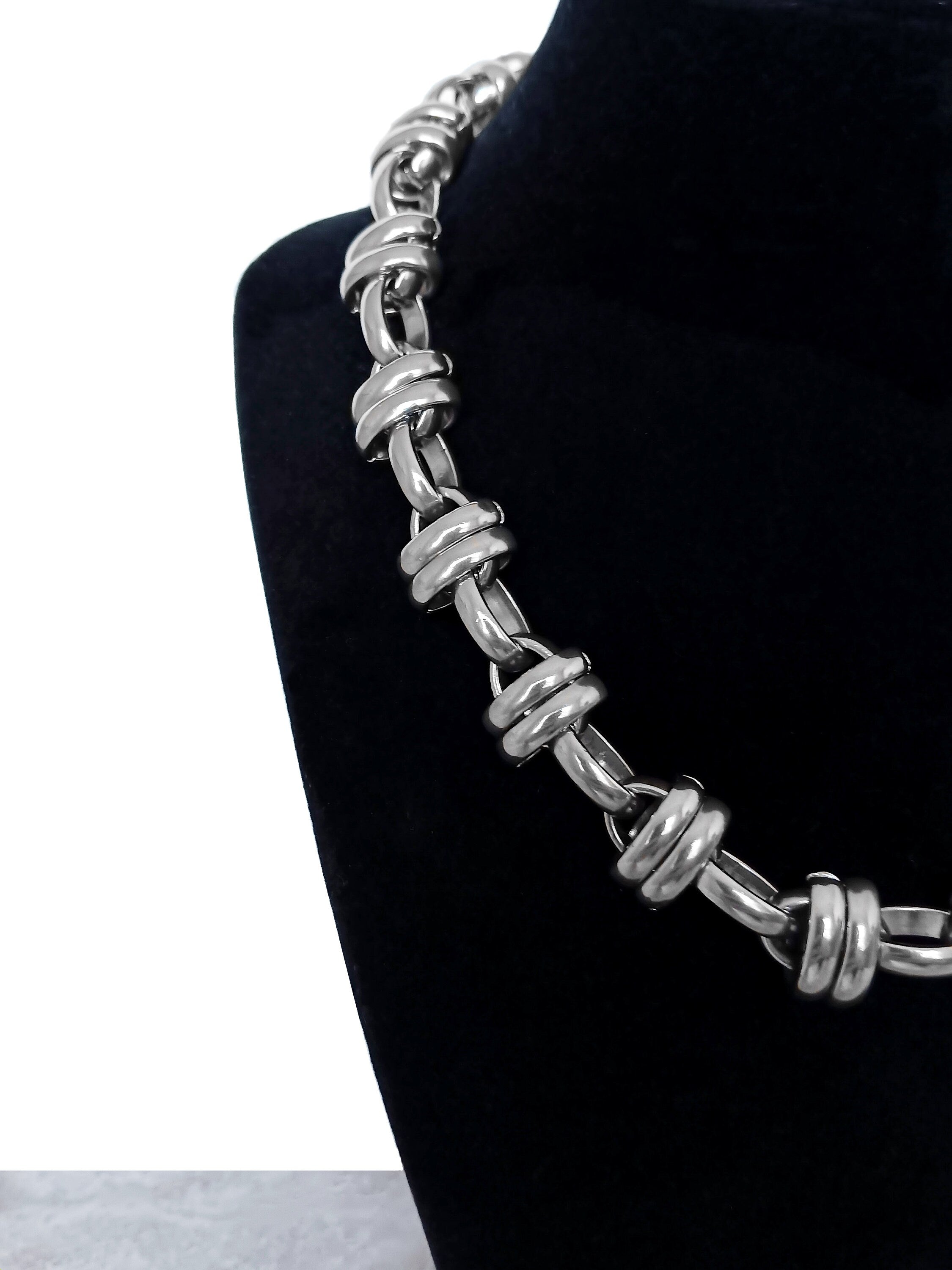Double Ellipse Chain Necklace on Necklace Stand